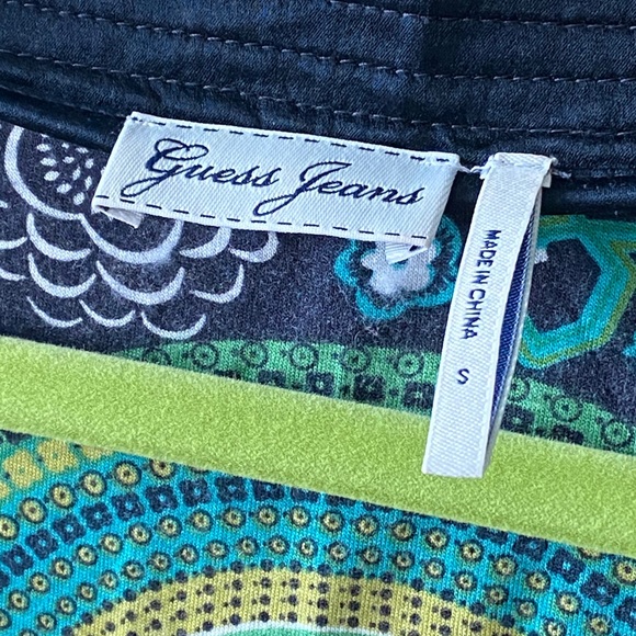 Blouse - Picture 2 of 3